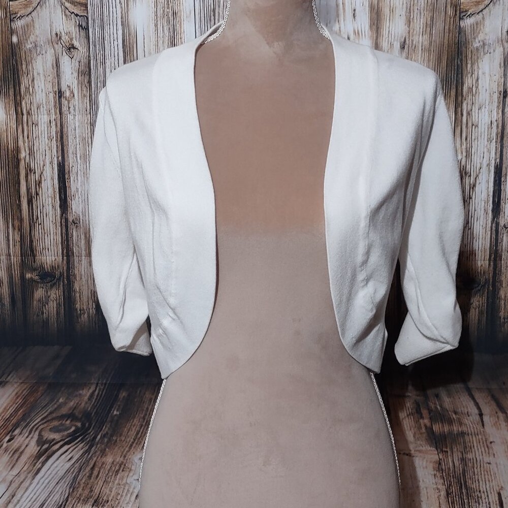 CARMEN MARC VALVO White Shrug